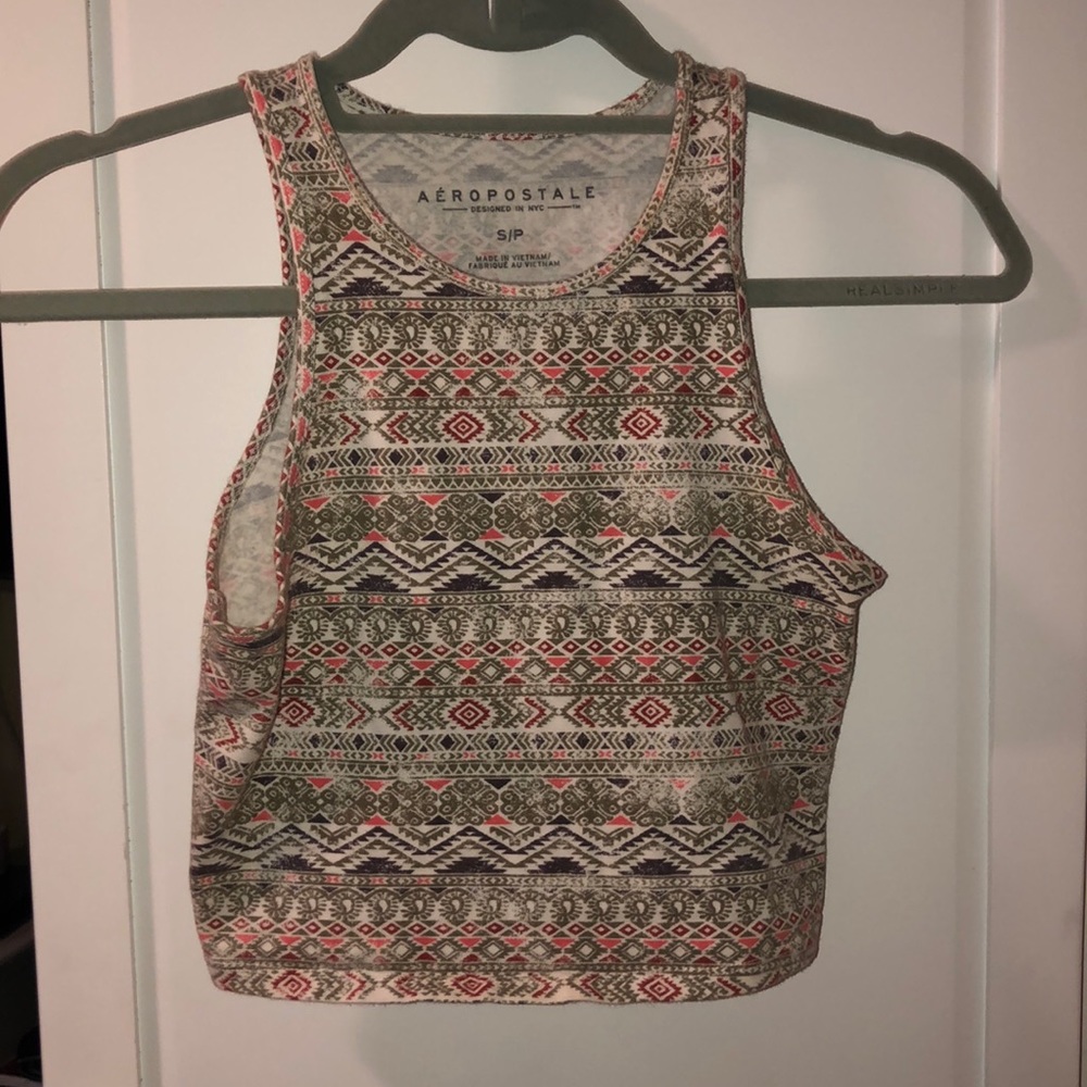 Crop top